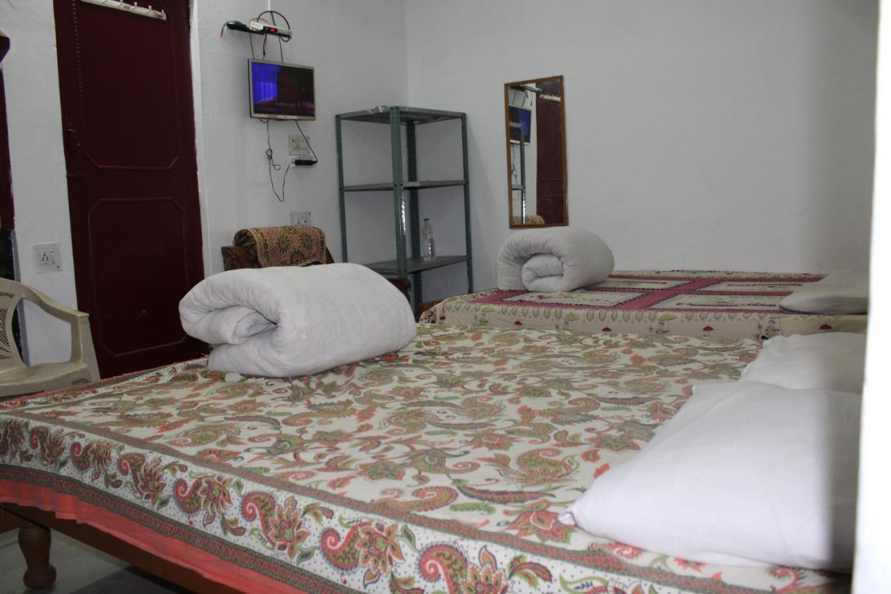 Laxmi Lodge Rishīkesh Eksteriør bilde