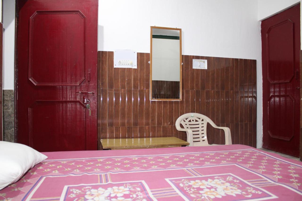 Laxmi Lodge Rishīkesh Eksteriør bilde