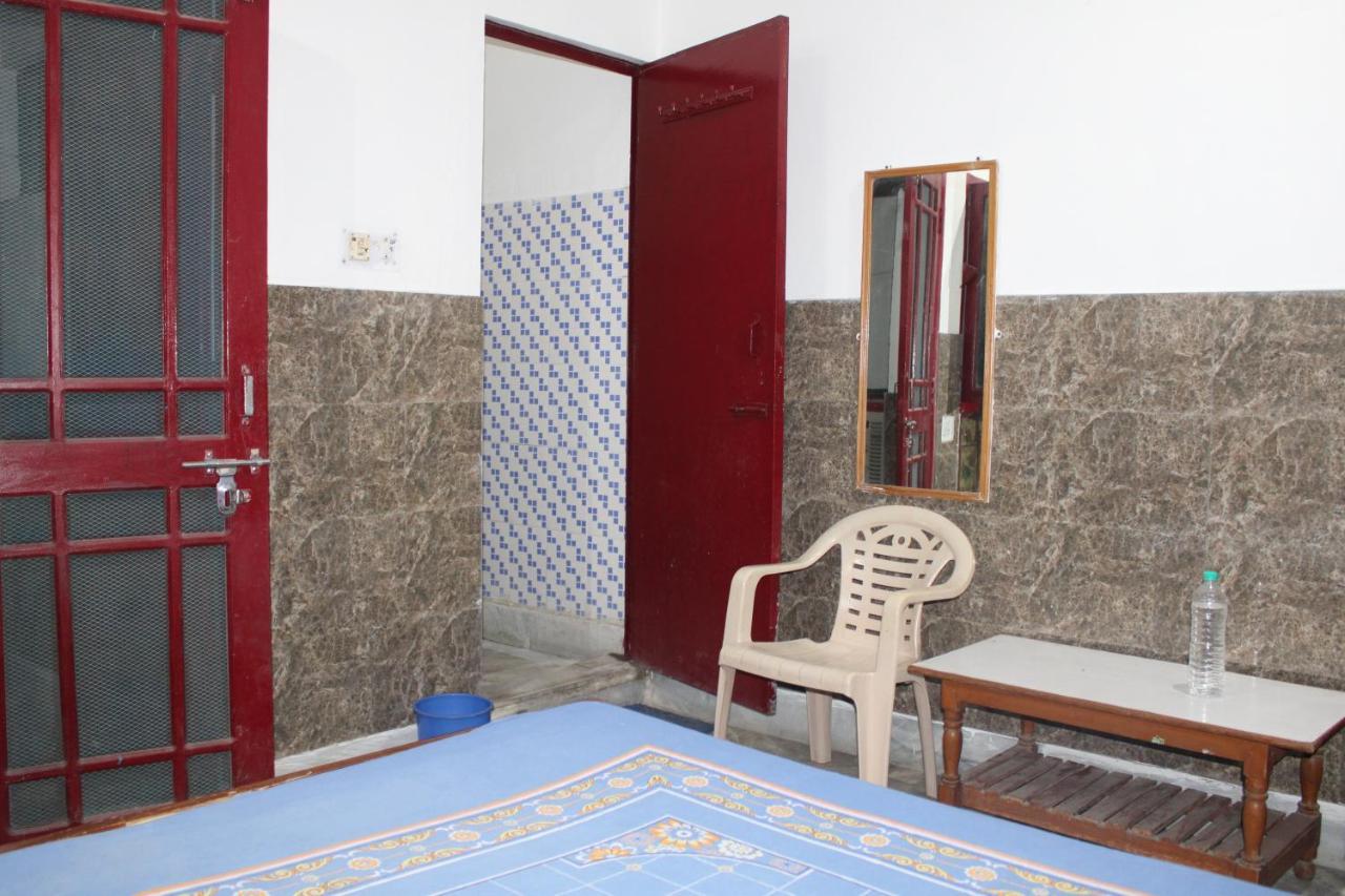 Laxmi Lodge Rishīkesh Eksteriør bilde